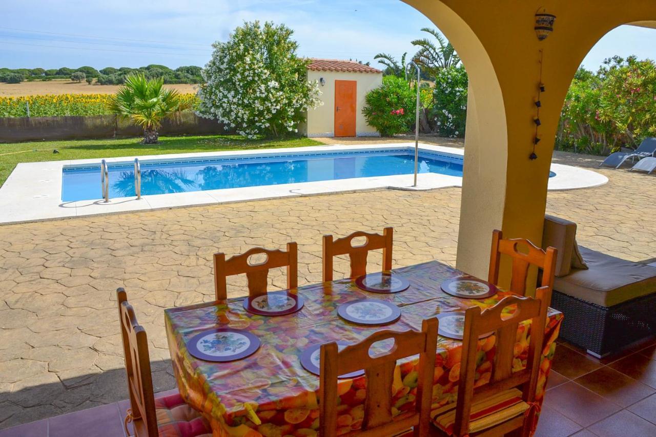 Traumhaus Fuer 6 Personen Mit Spektakulaerem Privaten Pool Und Schoenem Ausblick In Die Natur Hozanejos Екстериор снимка
