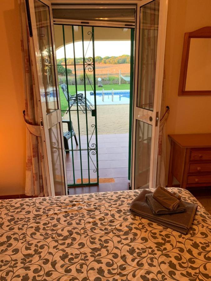Traumhaus Fuer 6 Personen Mit Spektakulaerem Privaten Pool Und Schoenem Ausblick In Die Natur Hozanejos Екстериор снимка