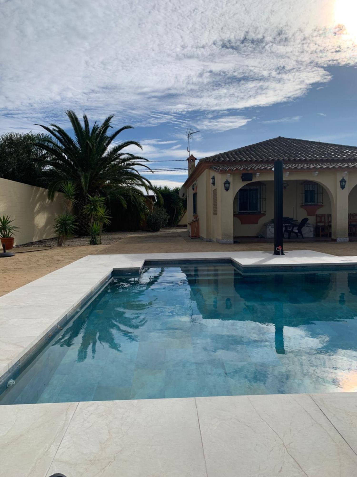 Traumhaus Fuer 6 Personen Mit Spektakulaerem Privaten Pool Und Schoenem Ausblick In Die Natur Hozanejos Екстериор снимка