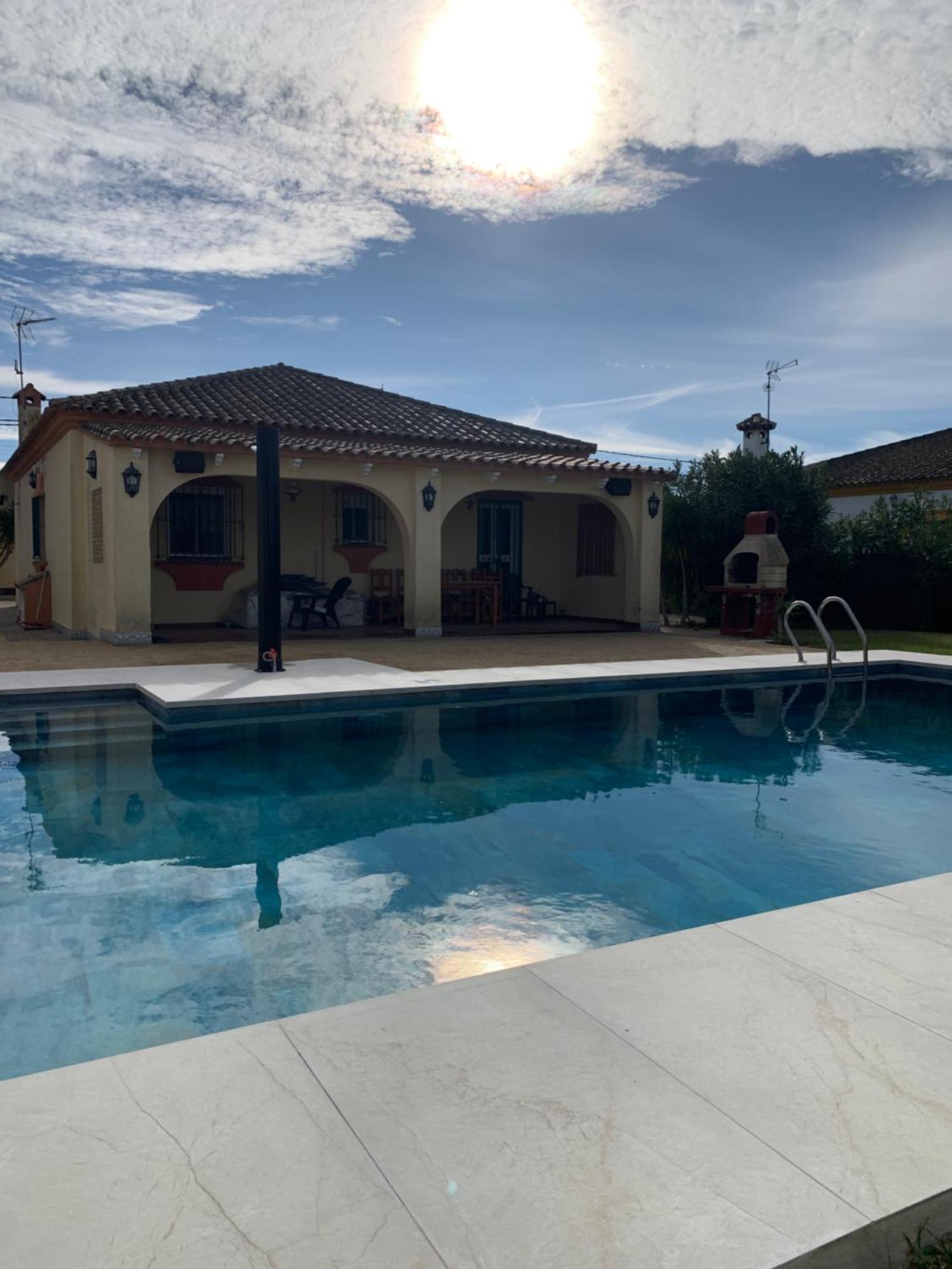 Traumhaus Fuer 6 Personen Mit Spektakulaerem Privaten Pool Und Schoenem Ausblick In Die Natur Hozanejos Екстериор снимка