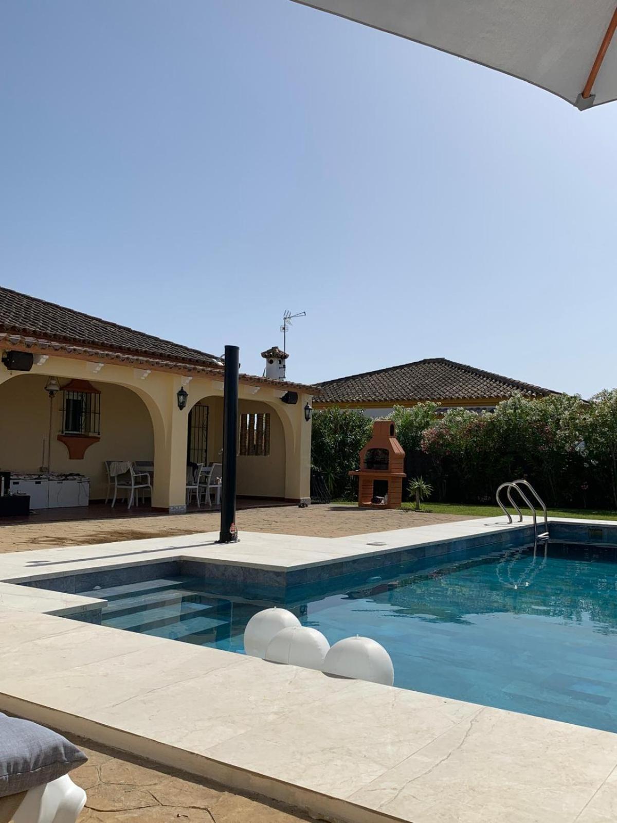 Traumhaus Fuer 6 Personen Mit Spektakulaerem Privaten Pool Und Schoenem Ausblick In Die Natur Hozanejos Екстериор снимка